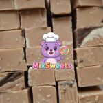 The Fudge Factory Kinder Bueno Fudge Tub